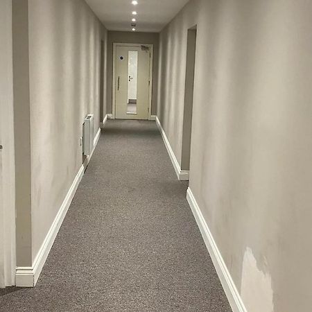 Beautiful Apartment Very Close To The Beach Brighton Екстериор снимка
